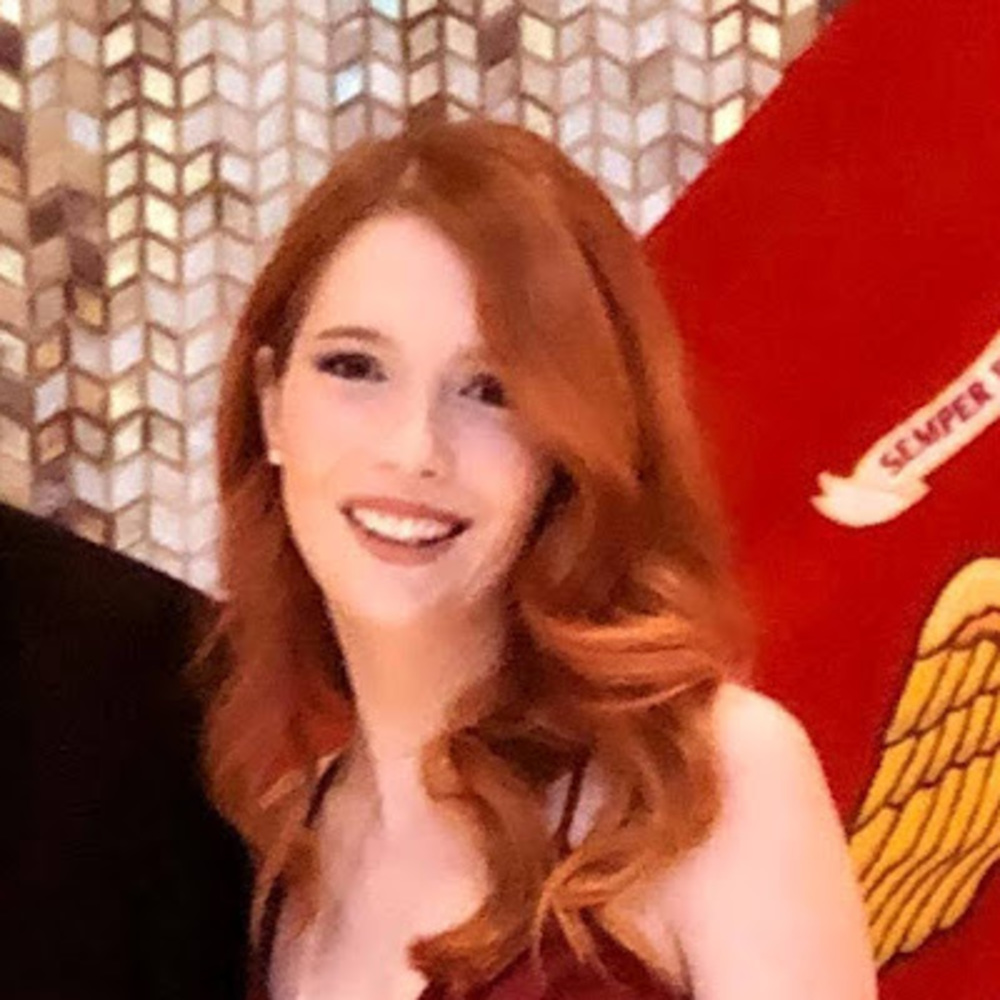 Meet your Posher, Alyson